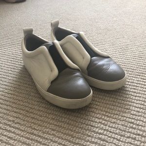 vince white grey and black slip on sneakers